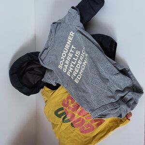 LOT of 3 Pieces of Baby clothes ( 18 Months)